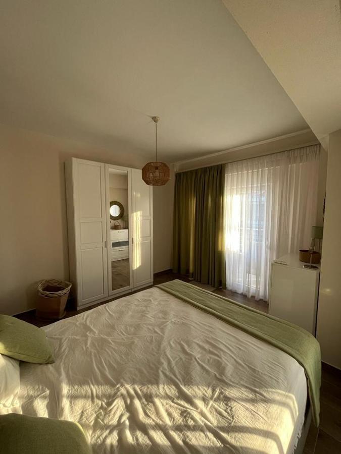 Blue Fish Luxury Villa Nikiti  Buitenkant foto